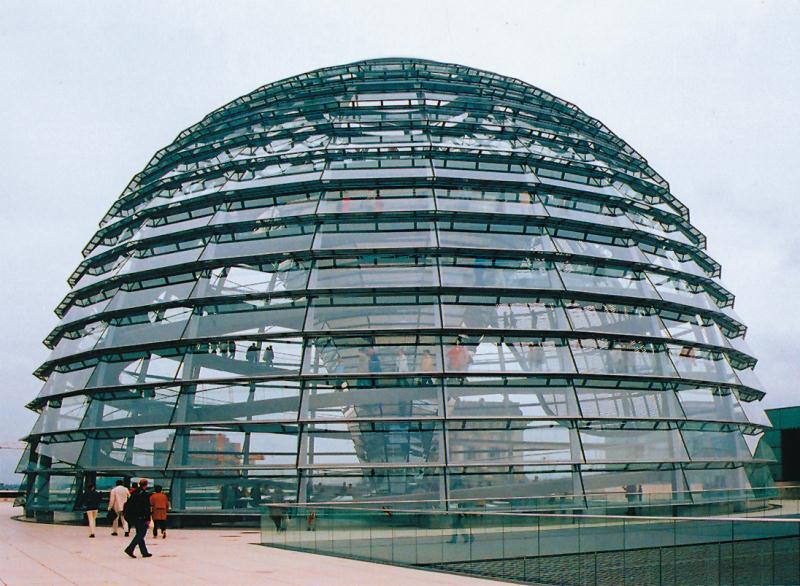 File:4_487_Berliini Riigipäevahoone klaaskuppel.jpg